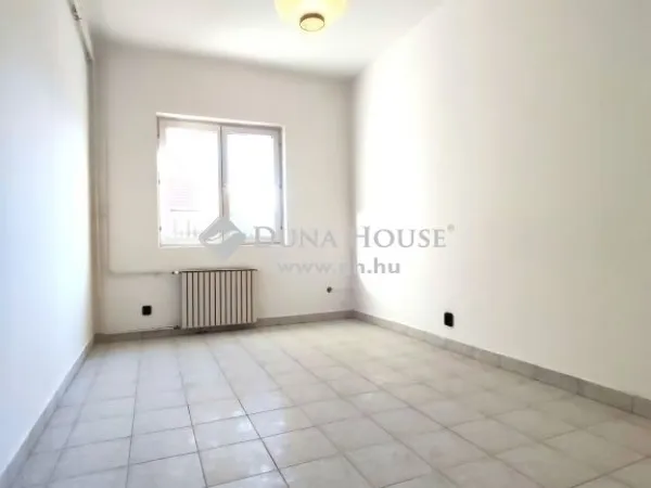 Eladó lakás Budapest XVIII. kerület, Szent Imre kertváros 173 nm