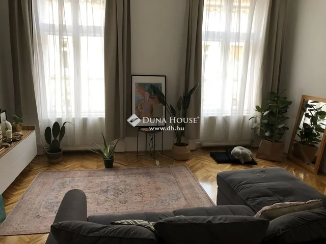 Eladó lakás Budapest VI. kerület 97 nm
