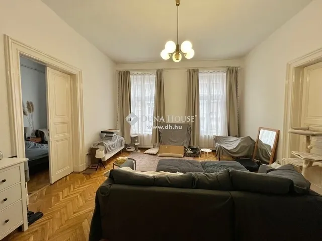 Eladó lakás Budapest VI. kerület 97 nm