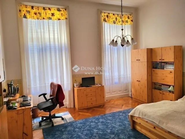 Eladó lakás Budapest VI. kerület 114 nm
