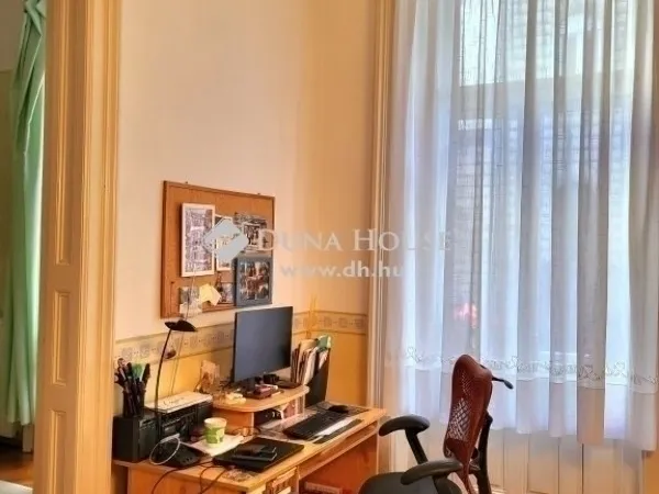 Eladó lakás Budapest VI. kerület 114 nm