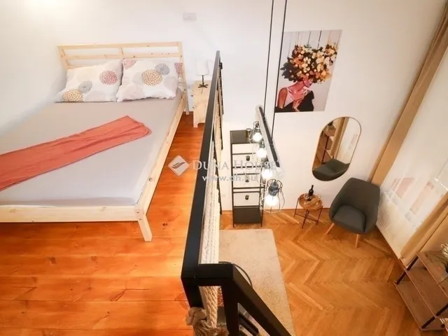 Eladó lakás Budapest VI. kerület 32 nm