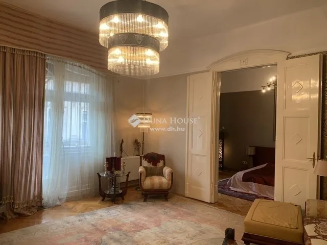Eladó lakás Budapest VI. kerület 132 nm