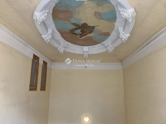 Eladó lakás Budapest VI. kerület 132 nm