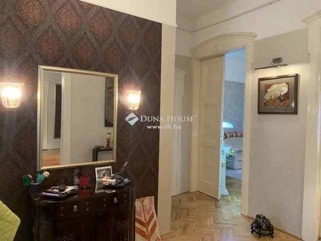 Eladó lakás Budapest VI. kerület 132 nm