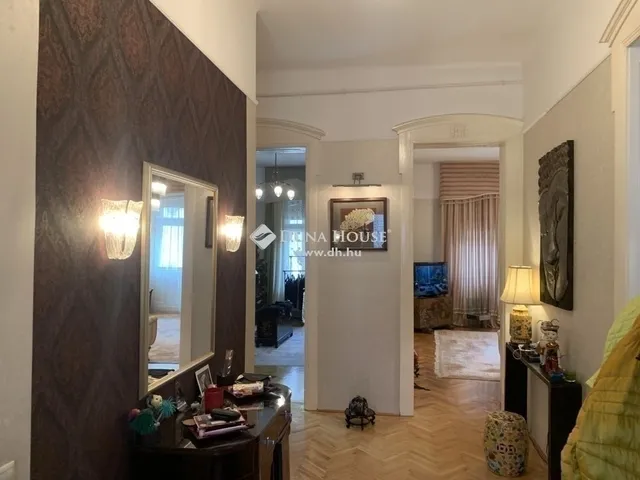 Eladó lakás Budapest VI. kerület 132 nm