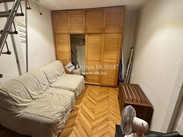 Eladó lakás Budapest VI. kerület 29 nm