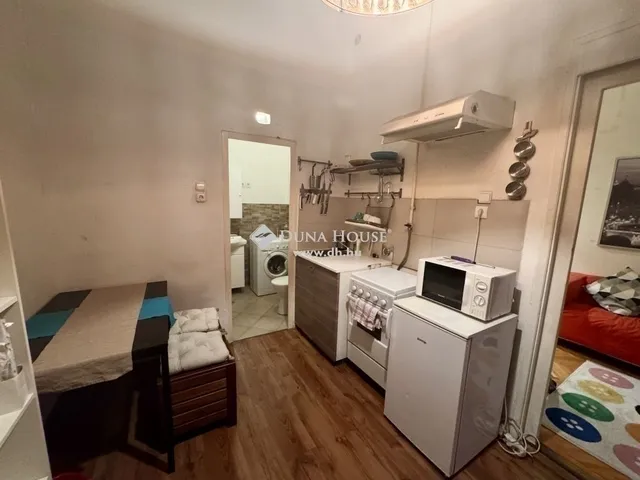 Eladó lakás Budapest VI. kerület 29 nm