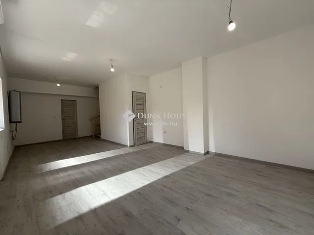 Eladó ház Budapest XVIII. kerület 75 nm