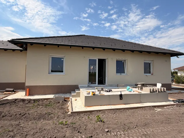 Eladó ház Délegyháza 93 nm