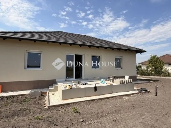 Eladó ház Délegyháza 93 nm