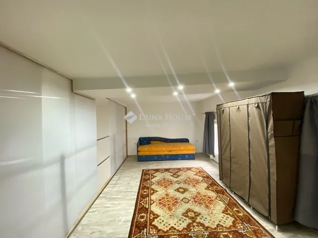Eladó lakás Budapest VI. kerület 57 nm