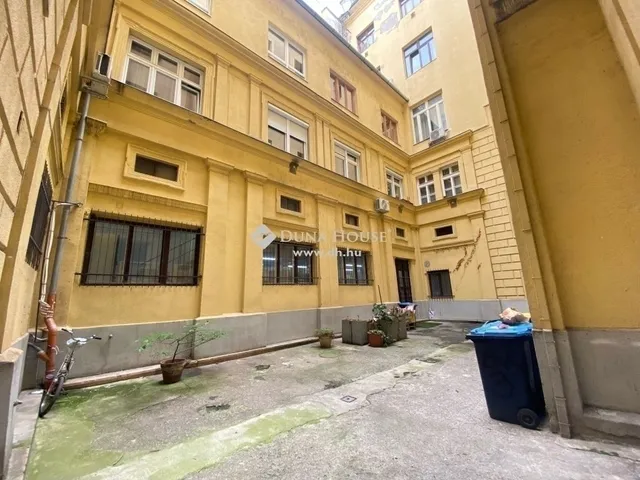 Eladó lakás Budapest VI. kerület 57 nm