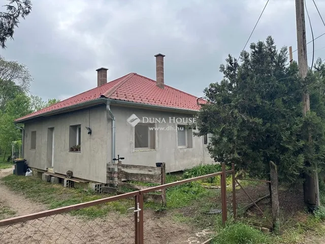Eladó ház Hernád 77 nm