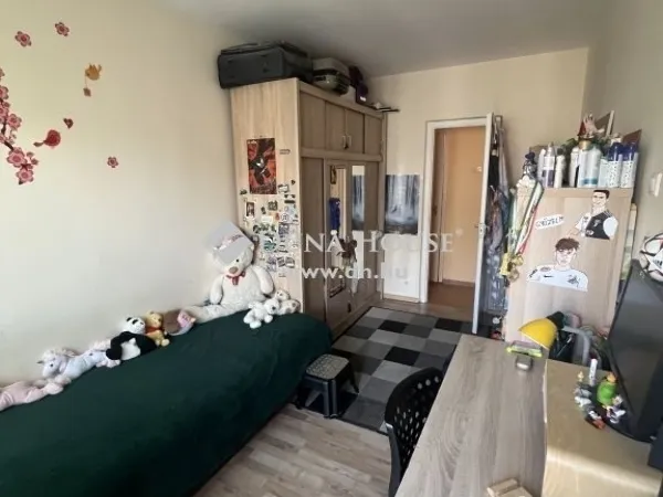 Eladó lakás Budapest X. kerület, Újhegy 50 nm