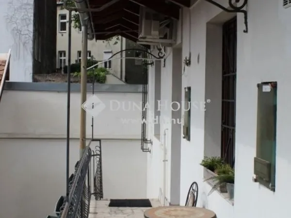 Eladó lakás Budapest VIII. kerület 70 nm