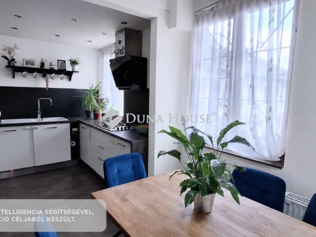 Eladó lakás Budapest VIII. kerület 70 nm