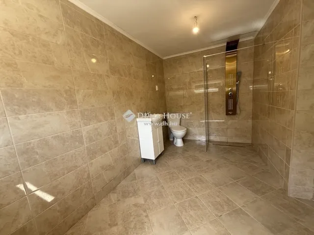Eladó ház Budapest XVIII. kerület 75 nm
