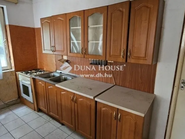 Eladó ház Tápiószecső 190 nm