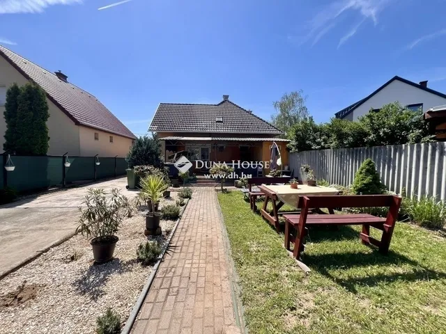 Eladó ház Maglód 180 nm