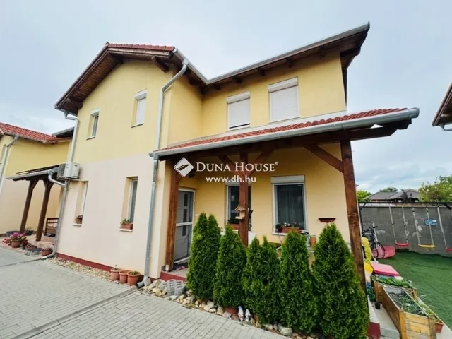 Eladó ház Üllő 72 nm