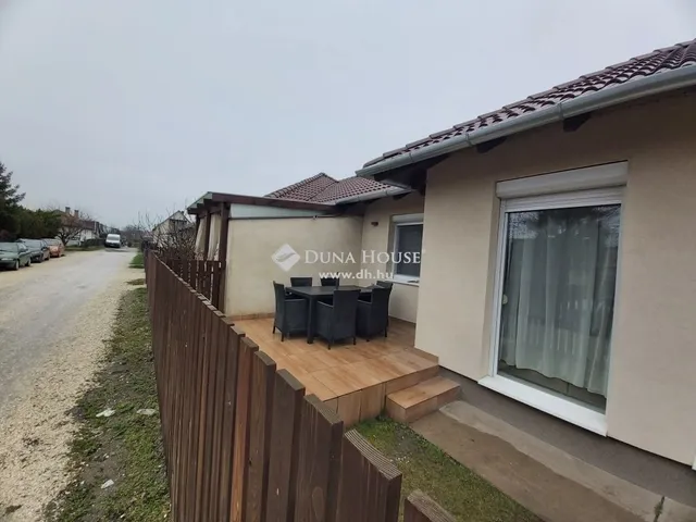 Eladó ház Szigethalom 73 nm