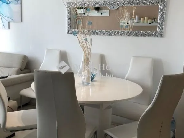Eladó lakás Budapest XVIII. kerület, Szent Imre kertváros 73 nm