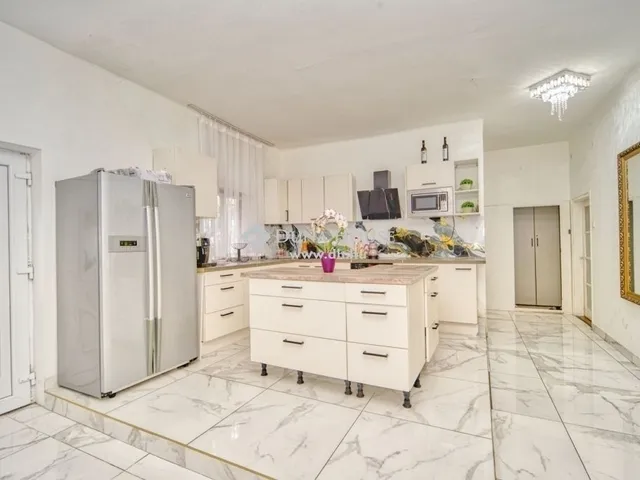 Eladó ház Budapest XIX. kerület, Kispest 190 nm