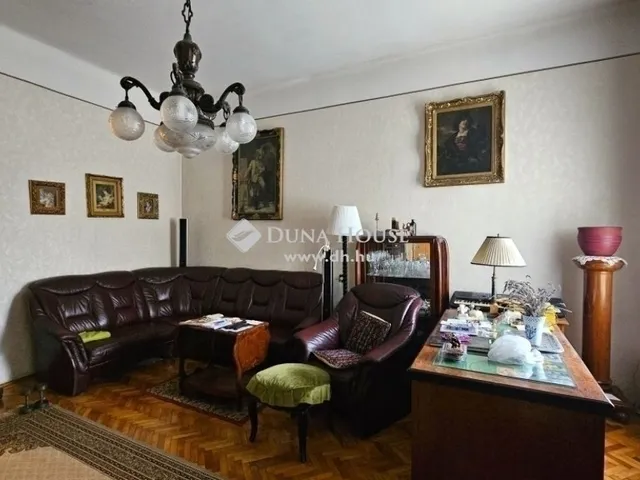 Eladó ház Budapest X. kerület 204 nm
