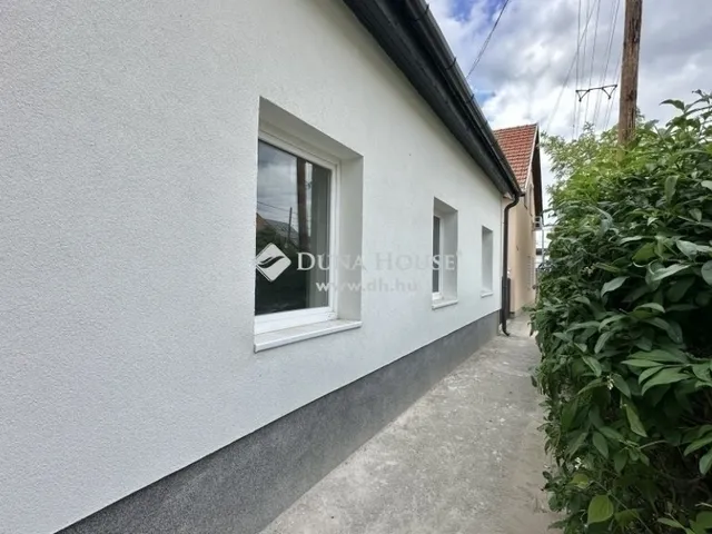 Eladó ház Budapest XVIII. kerület, Újpéteritelep 102 nm