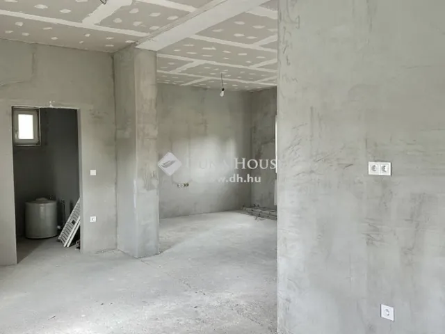 Eladó ház Budapest XVIII. kerület, Újpéteritelep 102 nm