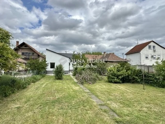Eladó ház Budapest XVIII. kerület, Újpéteritelep 102 nm