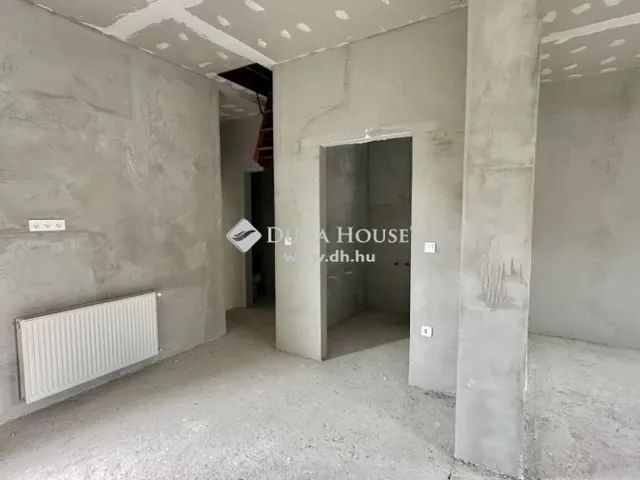 Eladó ház Budapest XVIII. kerület, Újpéteritelep 102 nm