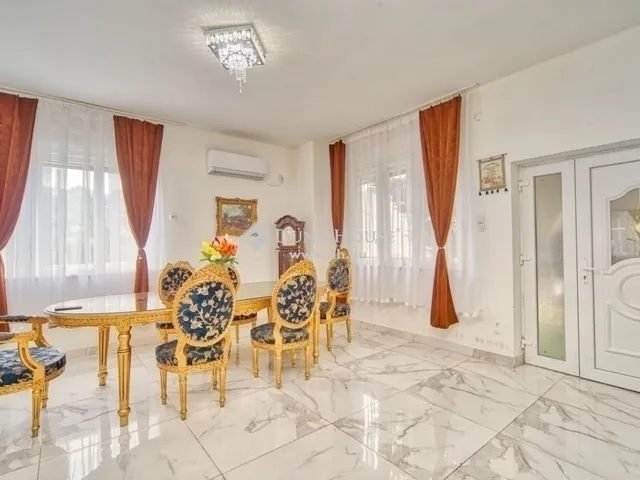 Eladó ház Budapest XIX. kerület 190 nm