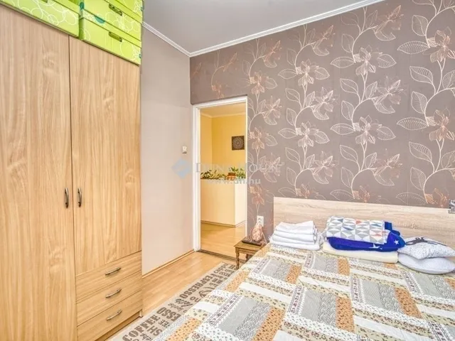 Eladó ház Budapest XVI. kerület 97 nm