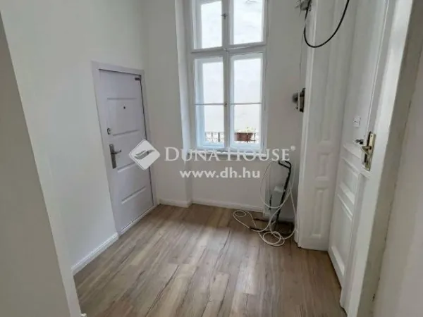 Eladó lakás Budapest IX. kerület, Belső Ferencváros 18 nm