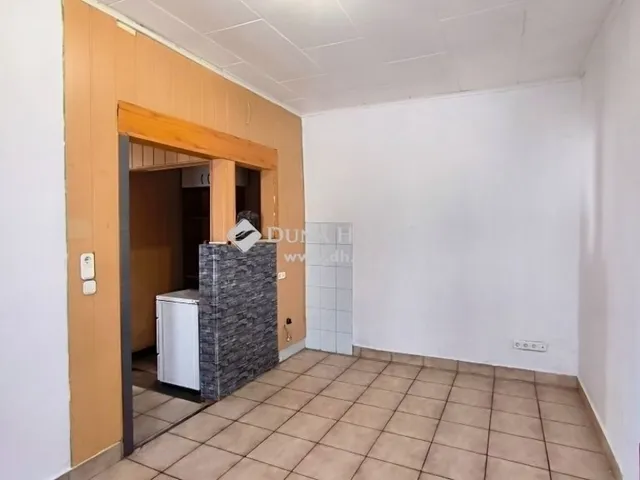 Eladó lakás Budapest XX. kerület, Pacsirtatelep 32 nm