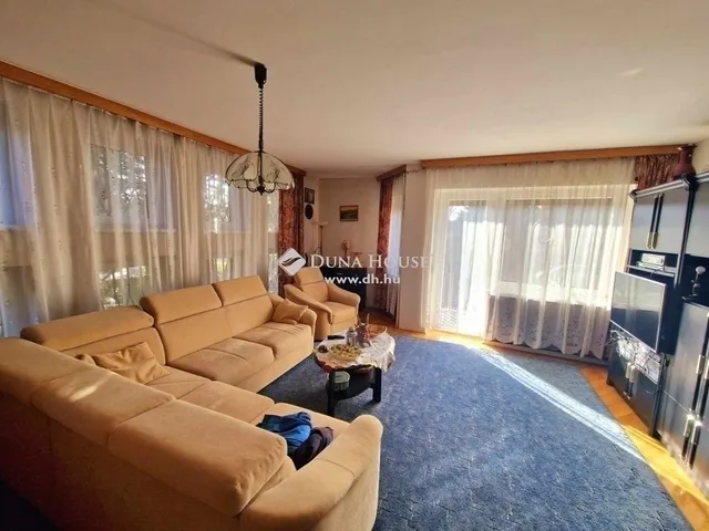Eladó ház Budapest XVIII. kerület, Szent Imre kertváros 180 nm
