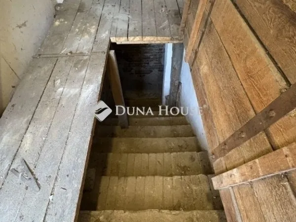 Eladó ház Gyál 180 nm