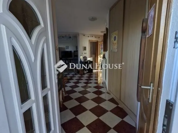 Eladó lakás Budapest XVIII. kerület 78 nm