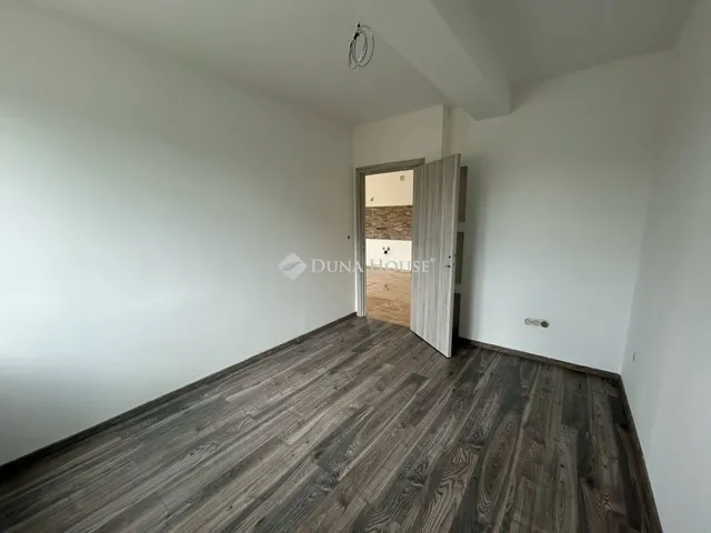 Eladó ház Vasad 112 nm