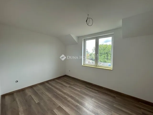 Eladó ház Vasad 112 nm