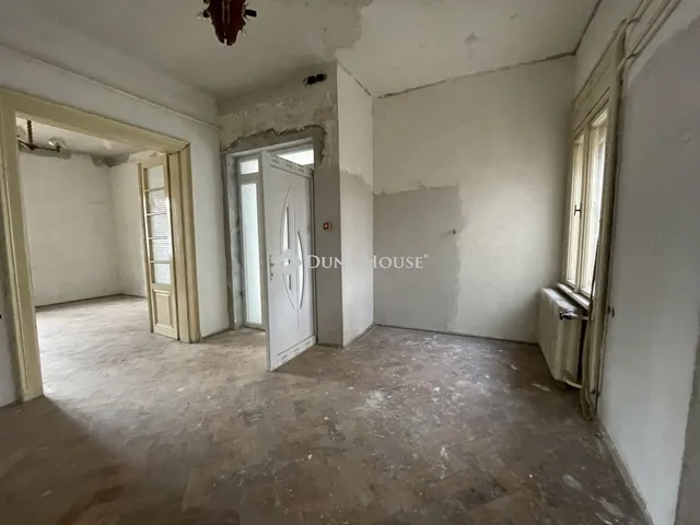 Eladó ház Budapest XVIII. kerület, Havanna lakótelep 67 nm