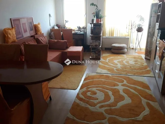 Eladó lakás Budapest XXI. kerület 70 nm