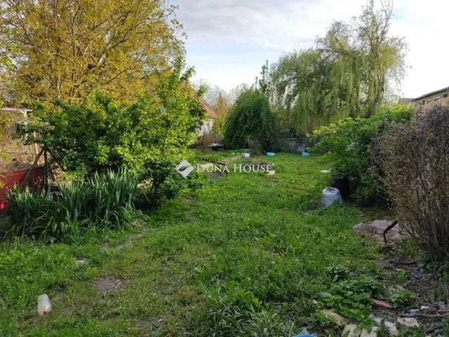 Eladó telek Budapest XVIII. kerület, Kossuth Ferenc-telep 392 nm