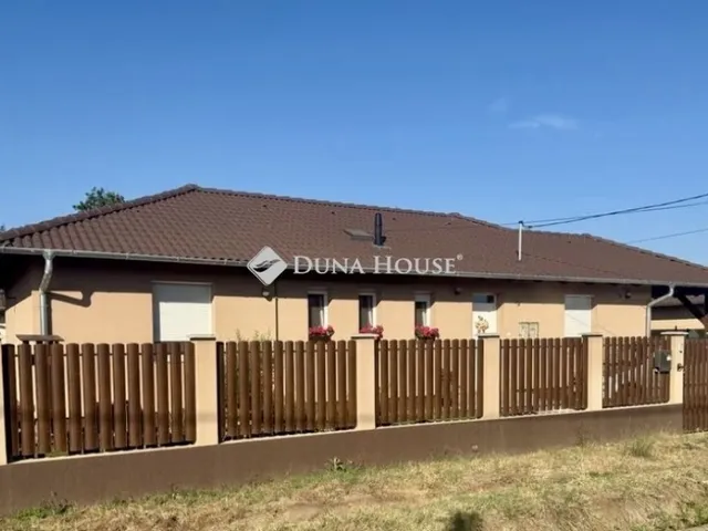 Eladó ház Gyál 81 nm