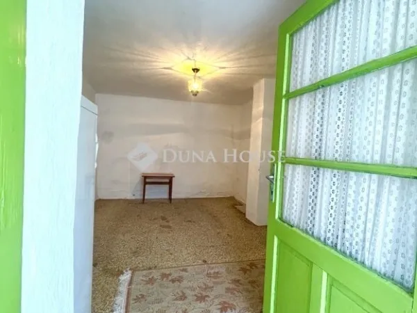 Eladó ház Tamási 80 nm