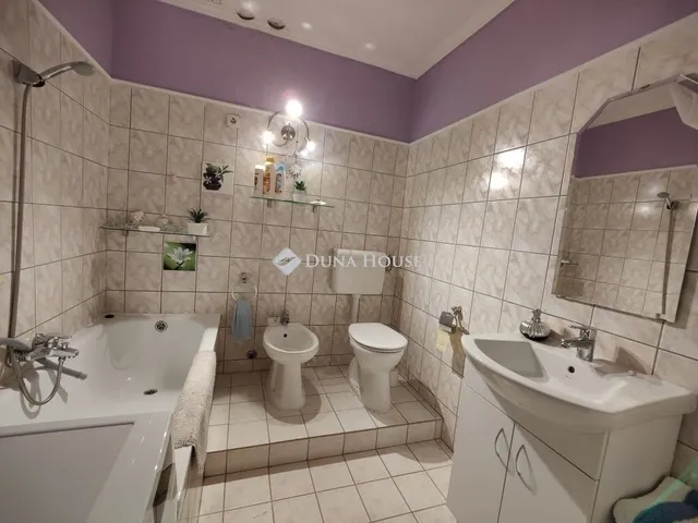 Eladó ház Budapest XVIII. kerület, Ganzkertváros 90 nm