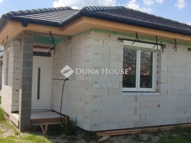 Eladó ház Cegléd 72 nm