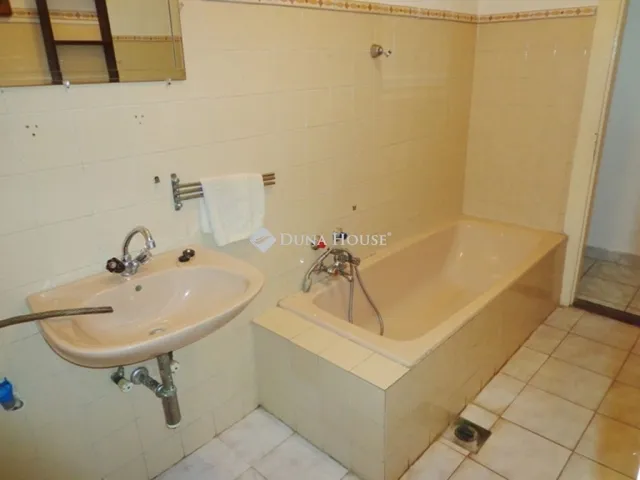 Eladó ház Budapest XVIII. kerület, Szent Imre kertváros 153 nm